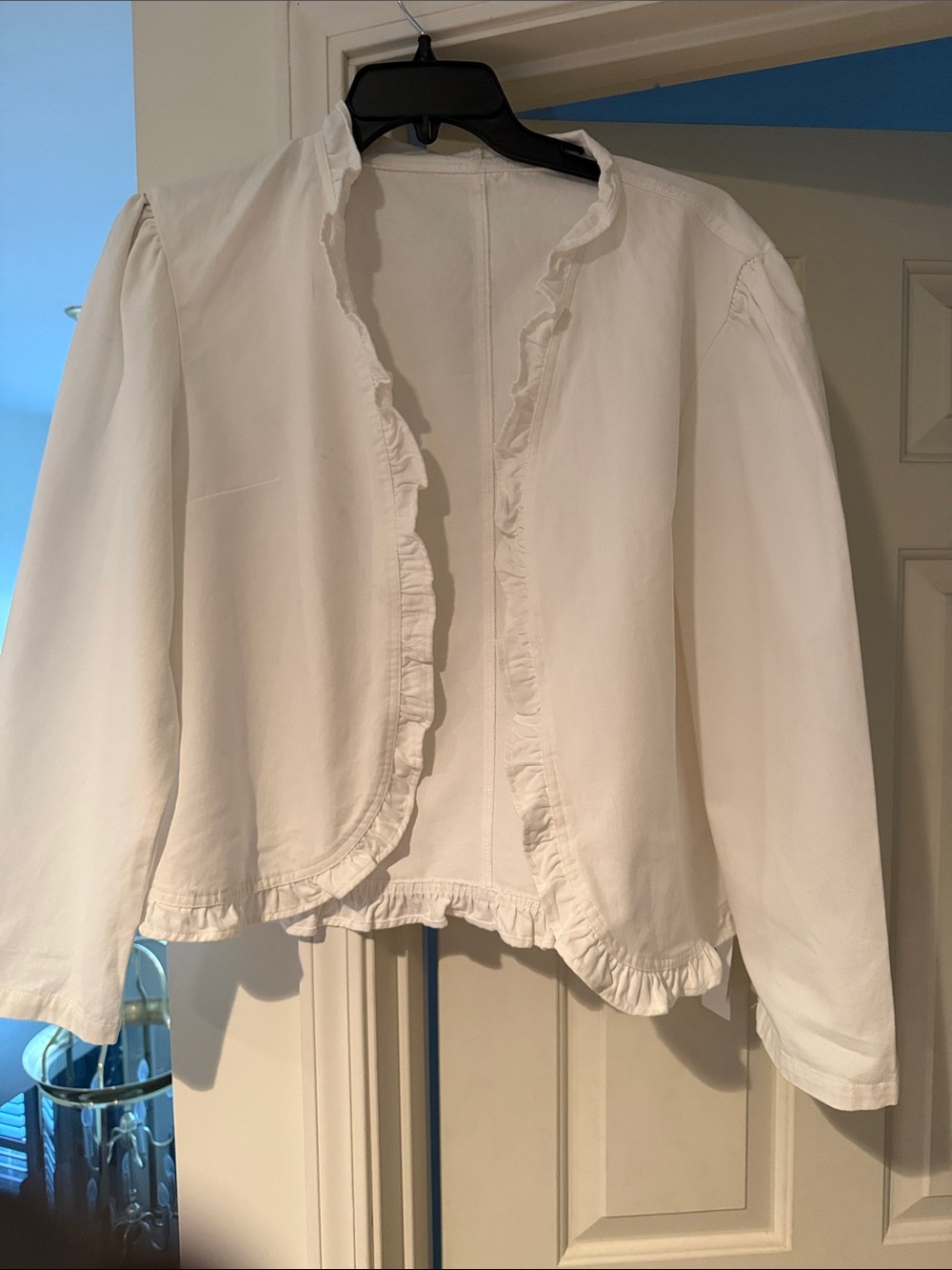 NWT woman’s ruffled light denim jacket. XXL